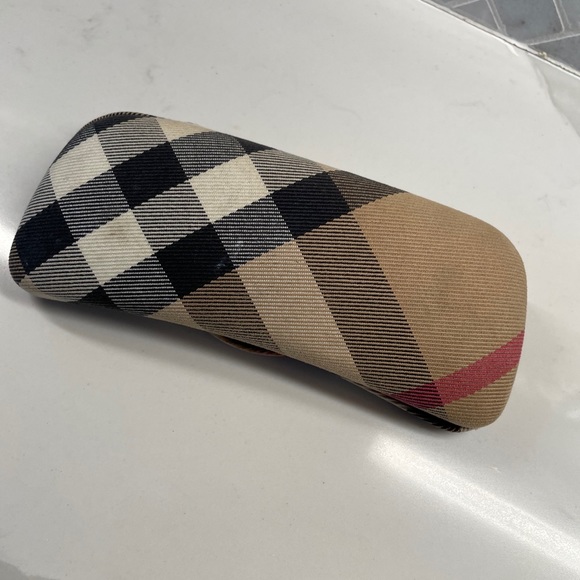 Burberry glasses with case - Picture 3 of 10